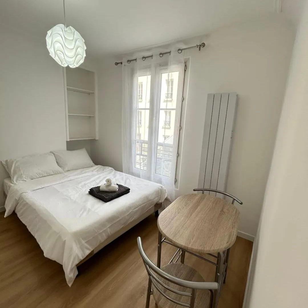 Comfortable Studio Notre-Dame De Lorette Rodier Paris